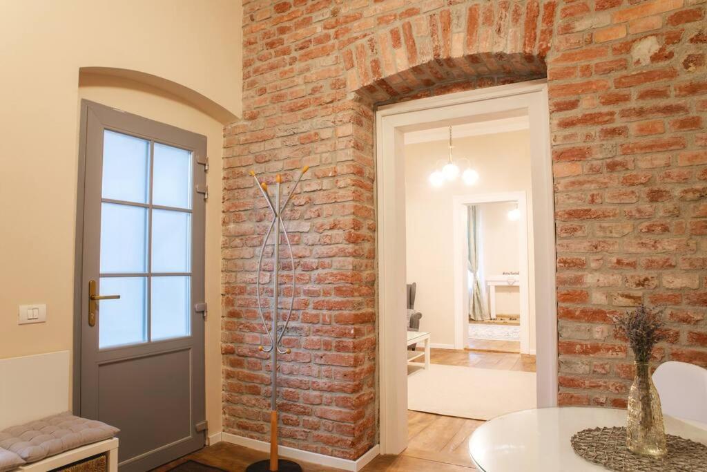 Charming Apartment In Historical City Center Тимишоара Экстерьер фото
